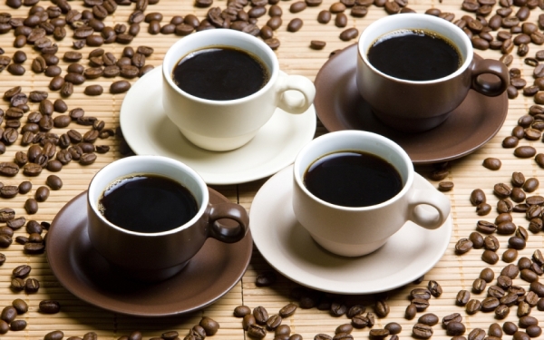 Оптимальное количество кофе - 4 чашки в день